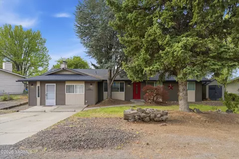 3106 Mountainview Ave, Yakima, WA 98901