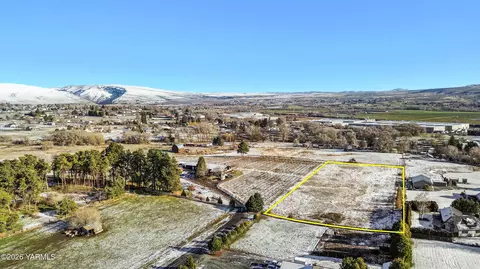 Nka Wenas Rd, Selah, WA 98942