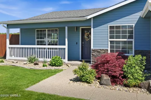2115 S 68th Ave, Yakima, WA 98908