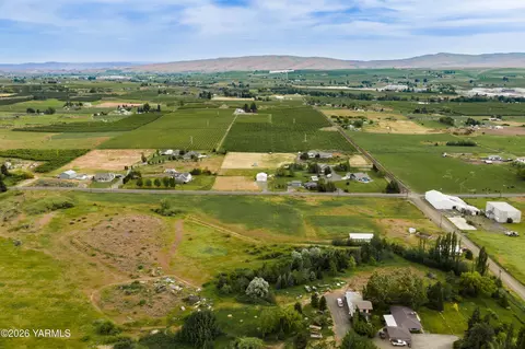 Nka Cox/dilley Ave, Tieton, WA 98947