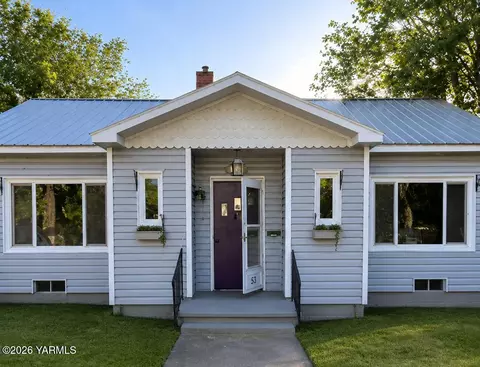 310 S 13th Ave, Yakima, WA 98908