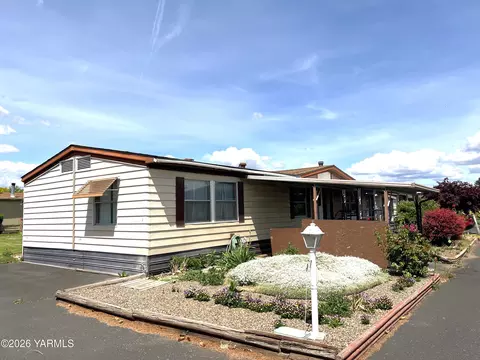 55 W Washington Ave #177, Yakima, WA 98903