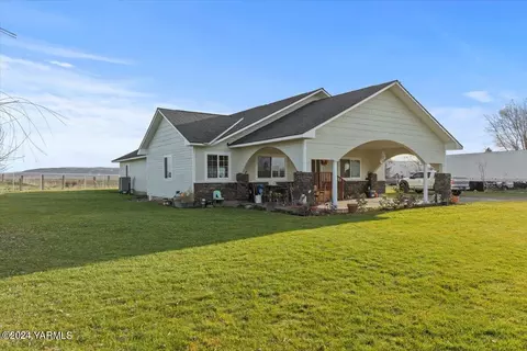 60531 Us-97, Toppenish, WA 98948