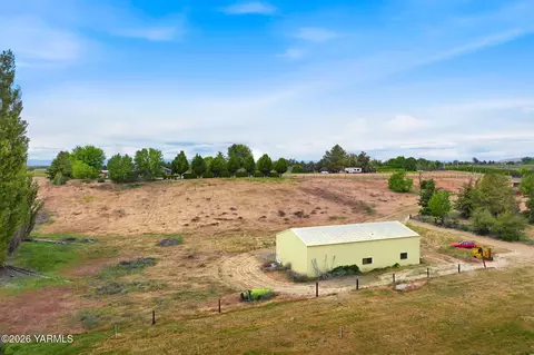 Nka Orchardvale Rd, Zillah, WA 98953