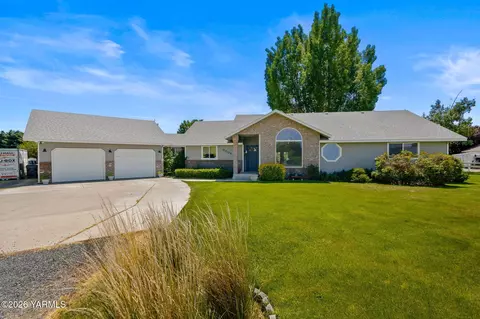 5006 Cayuse Ln, Yakima, WA 98901