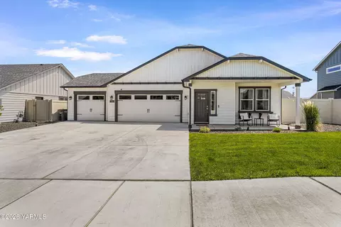2303 S 58th Ave, Yakima, WA 98903