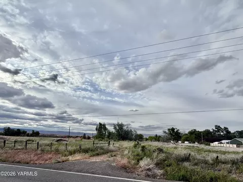 501 W White Swan Rd, White Swan, WA 98952