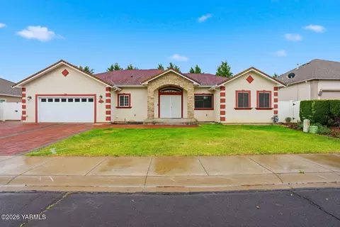 8510 Westbrook Ave, Yakima, WA 98908