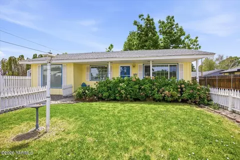 1106 Spokane St, Yakima, WA 98902