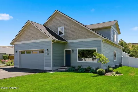 250 Wise Acre Rd, Yakima, WA 98901