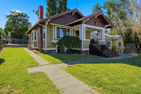 16 Chicago Ave, Yakima, WA 98902