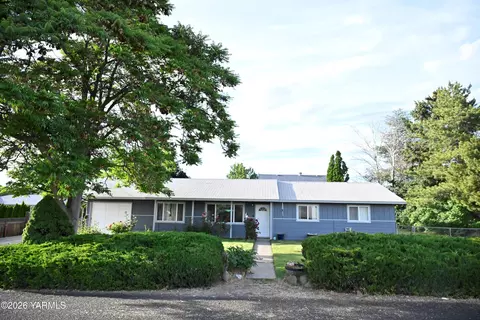 6505 W Walnut St, Yakima, WA 98908