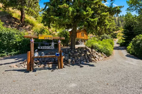 14281 Wa-410 Hwy, Naches, WA 98937