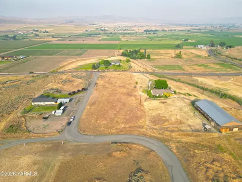 Nka Conrad Rd, Selah, WA 98942