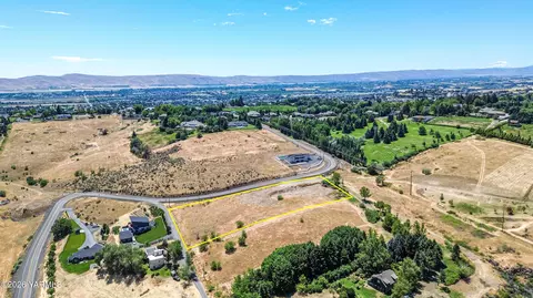Nka Prospect Way, Yakima, WA 98908