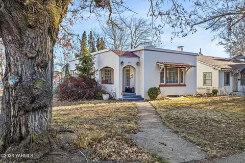 401 S 17th Ave, Yakima, WA 98902