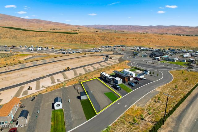 1769 Naches Wenas Rd #56, Selah, WA 98942