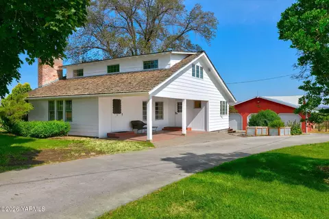 12505 Occidental Rd, Yakima, WA 98903