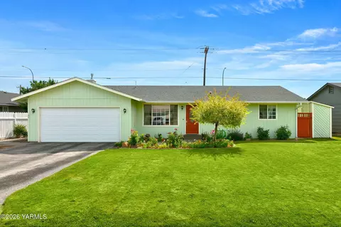 1607 Valley West Ave, Yakima, WA 98908
