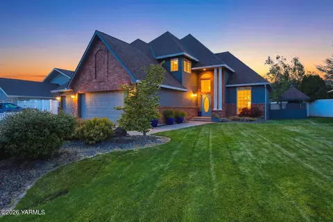 5503 W Arlington St, Yakima, WA 98908