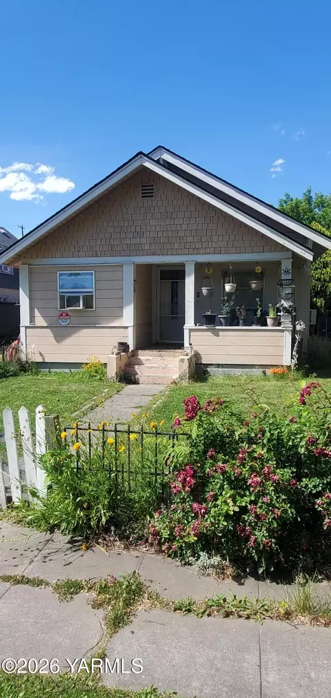 1209 Jefferson Ave, Yakima, WA 98902