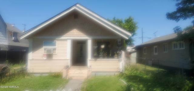 1209 Jefferson Ave, Yakima, WA 98902