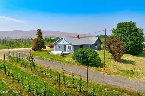 1660 Thompson Rd, Cowiche, WA 98923