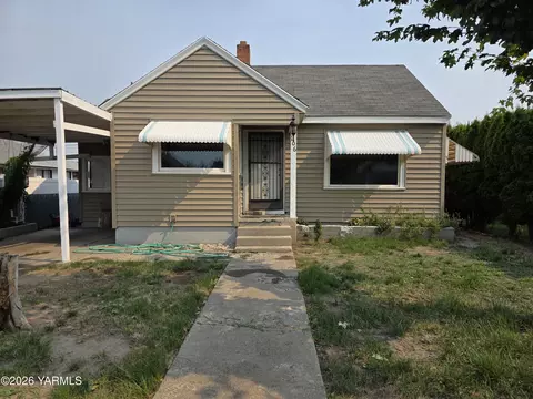 106 N Date St, Toppenish, WA 98948
