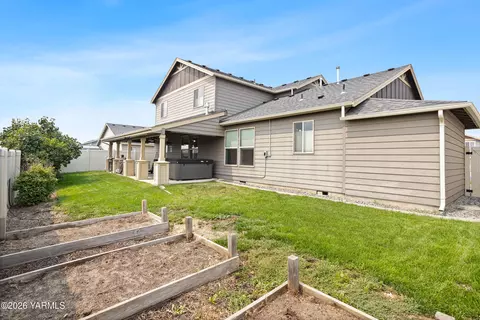 Exterior - 908 Millenium Ave, Moxee, WA 98936 photo 2 of 4