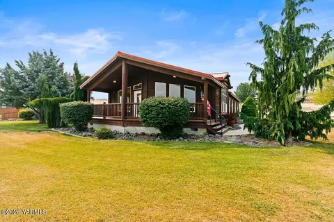 191 Wells Gap Rd, Prosser, WA 99350