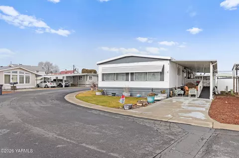 18 W Washington Ave #23, Yakima, WA 98903