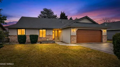 5406 Meadow Ln, Yakima, WA 98908