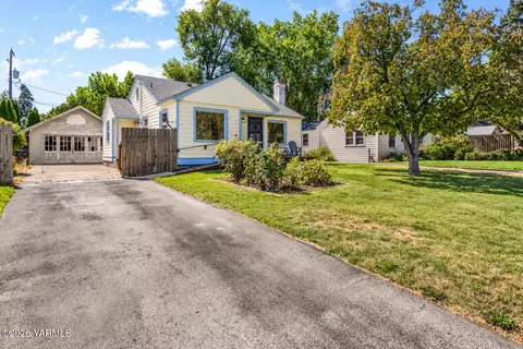 3414 Barge St, Yakima, WA 98902