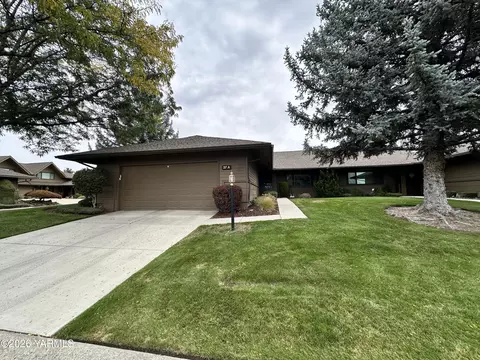 101 N 48th Ave #37A, Yakima, WA 98908