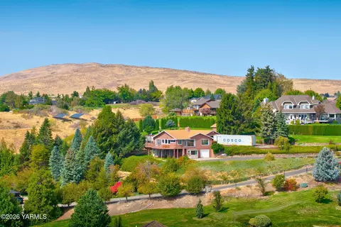 420 Aeroview, Yakima, WA 98908