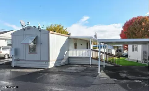 8301 Tieton Dr #40, Yakima, WA 98908