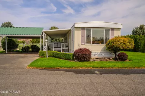 3601 Castlevale Rd #31, Yakima, WA 98902