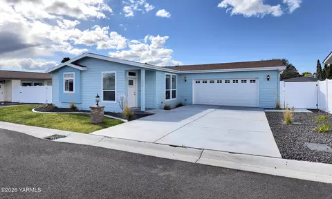 200 Bridle Way #158, Yakima, WA 98901