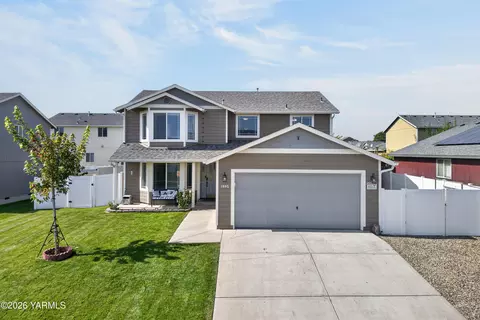 1605 S 14th St, Sunnyside, WA 98944