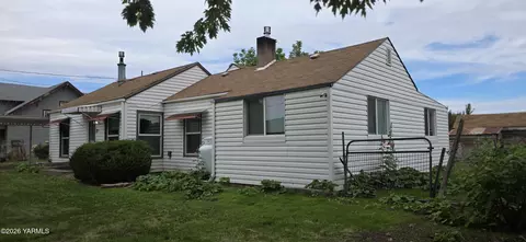 33 Whatcom St, Yakima, WA 98903