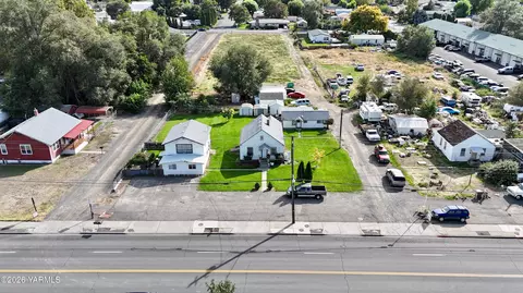 104 W Washington Ave, Union Gap, WA 98903