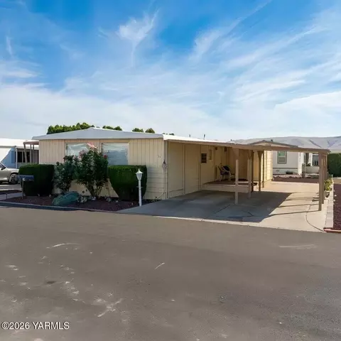 18 W Washington Ave #73, Yakima, WA 98903