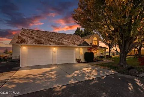 1521 Stein Rd, Yakima, WA 98908