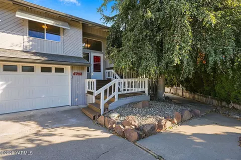 4702 Carol Ave, Yakima, WA 98908