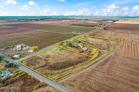 Nka Ashue Rd, Toppenish, WA 98948