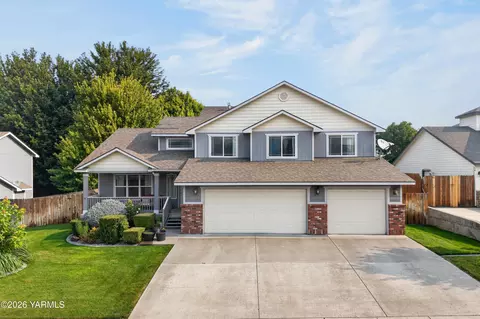8514 W 3rd Ave, Kennewick, WA 99336