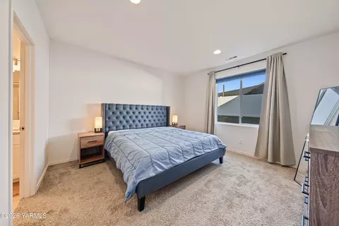 Bedroom - 509 Stuart St, Moxee, WA 98936 photo 5 of 5