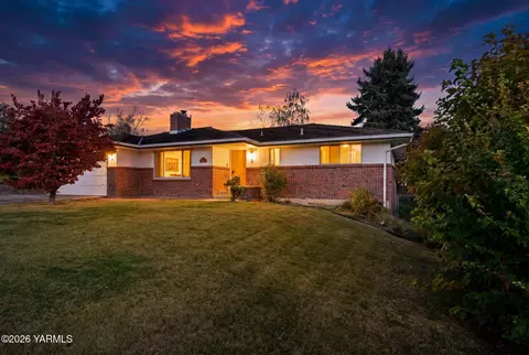 3 N 42nd Ave, Yakima, WA 98908