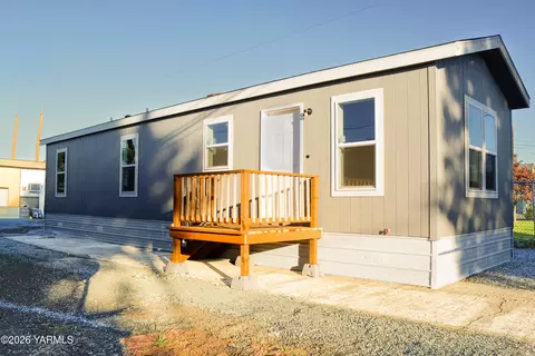 1524 S Fair Ave #1, Yakima, WA 98901