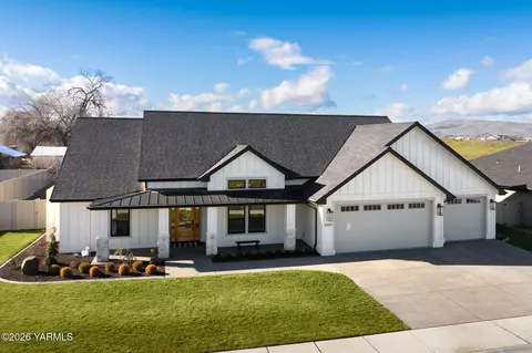 2009 S 94th Ave, Yakima, WA 98903